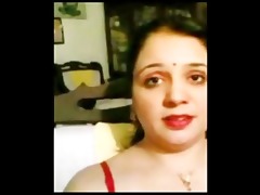 pakistani muslim wife shows shaggy fuddi vulva